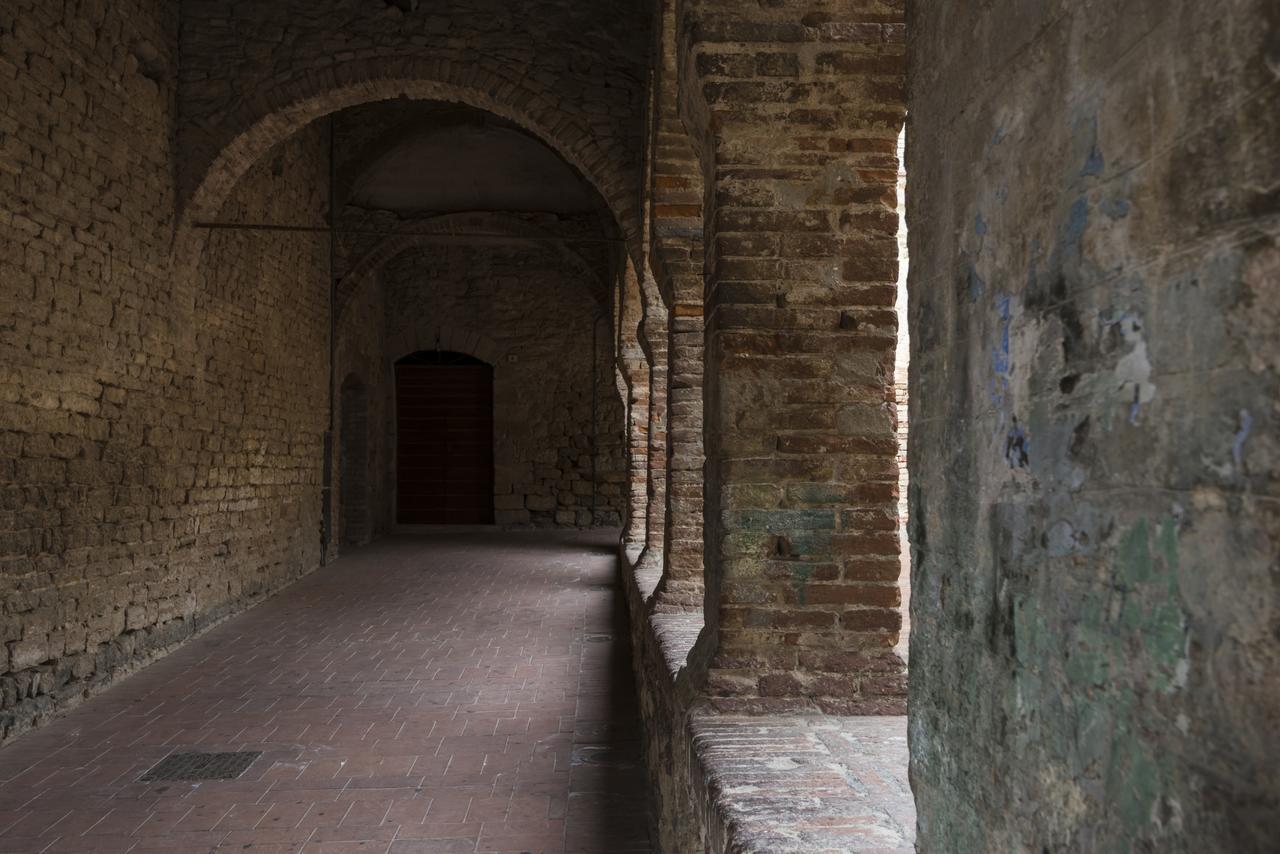 Il Chiostro & *